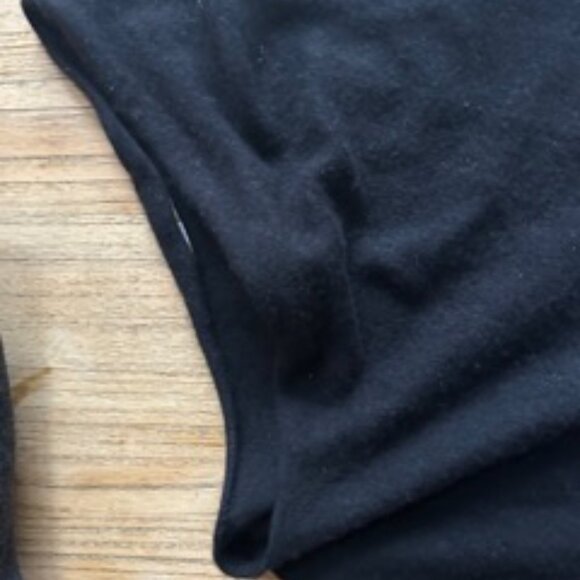 Look Cashmere Off the Shoulder Poncho - Picture 2 of 4